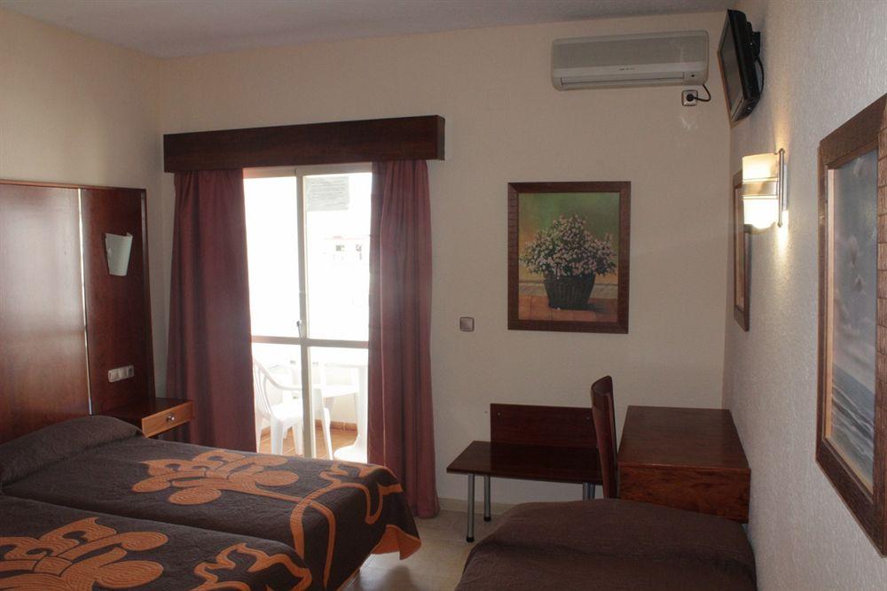 Nch Hotel توريمولينوس المظهر الخارجي الصورة