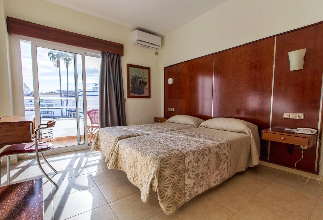 Nch Hotel توريمولينوس المظهر الخارجي الصورة