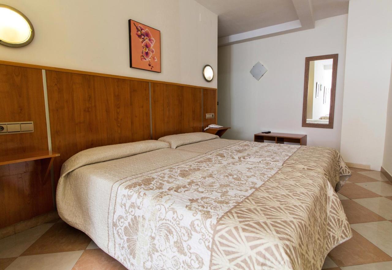 Nch Hotel توريمولينوس المظهر الخارجي الصورة